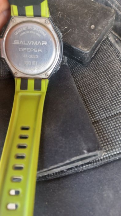Продам подводный компьютер salvimar deeper
