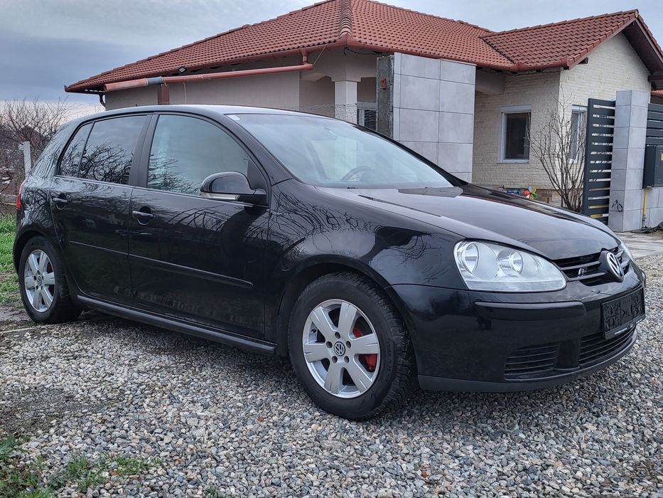 Golf 5 anul 2009 1.9 tdi 90cp