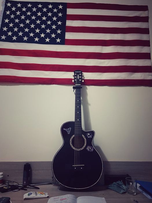 Гитара размер 38,