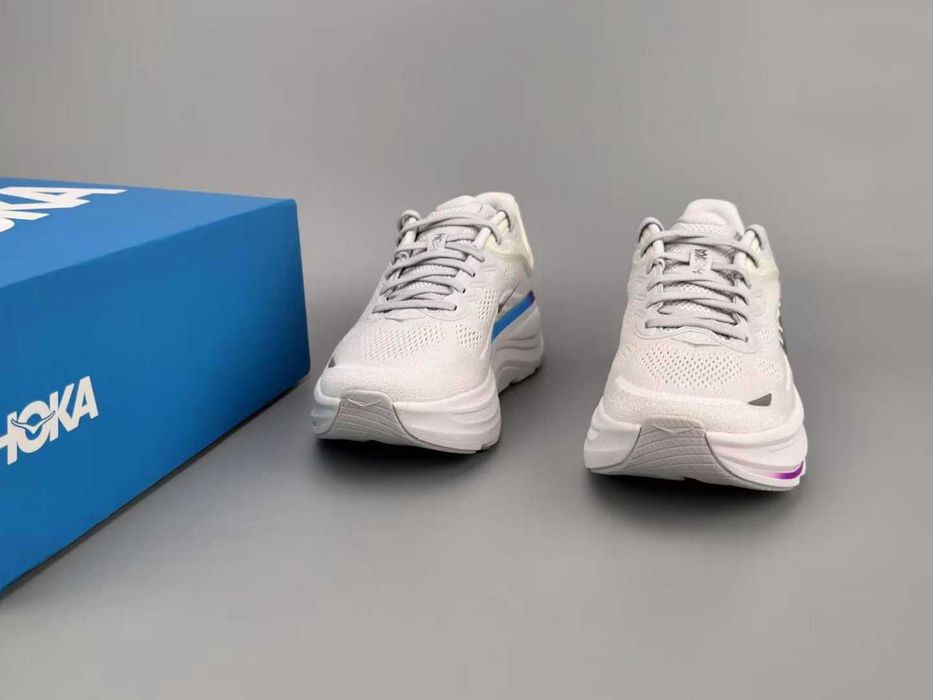 Нови дамски маратонки Hoka Bondi 9 cosmic grey / white