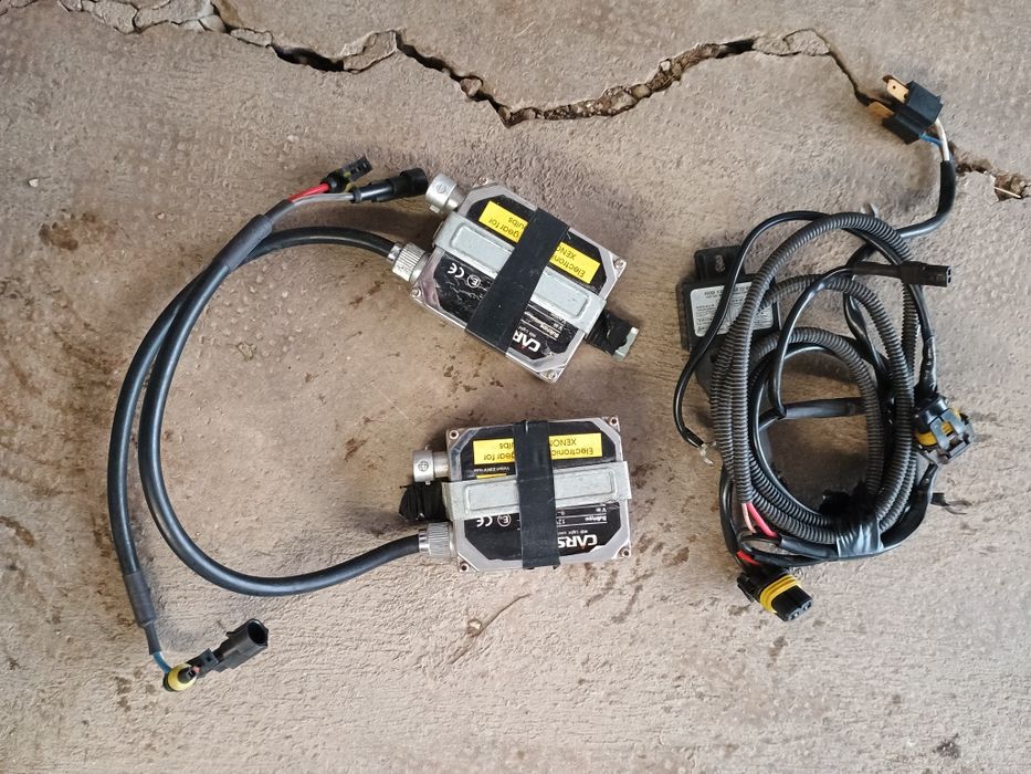 Vând instalație Xenon h4