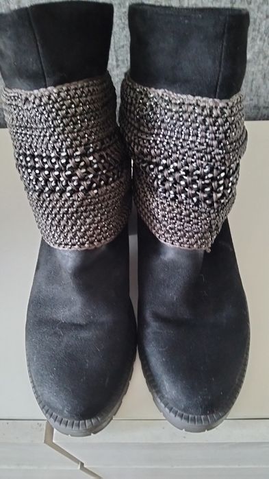 Ботинки   1500т.