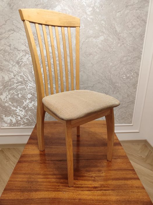 Стол со стульями. Вместе и отдельно