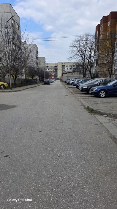 Тристаен апартамент в Деленки