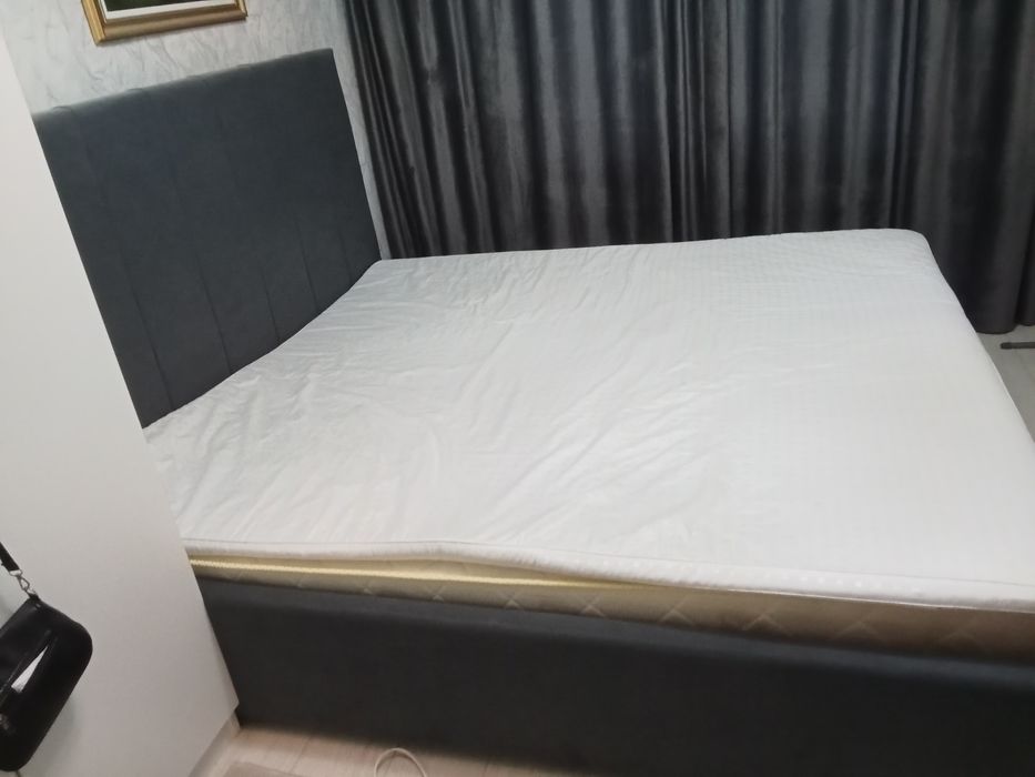 Спальный кровать