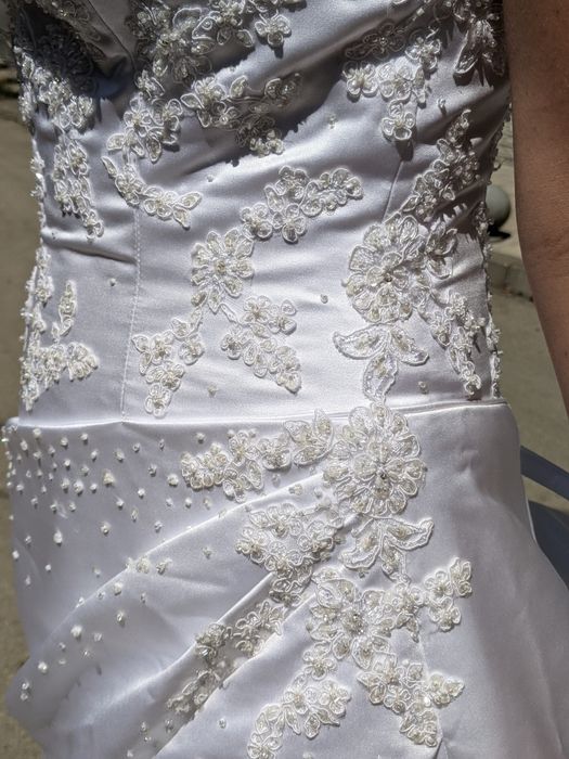 Булчинска рокля за 400 лева