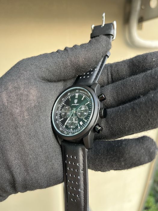 Часовник poedegar НАМАЛЕН!