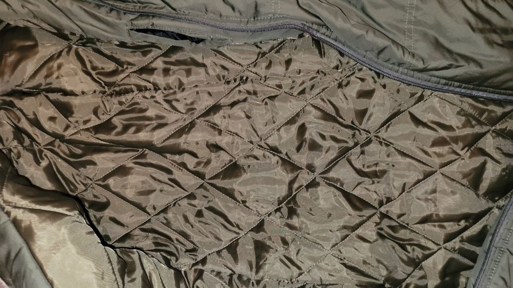 Haina dama groasa marime M cu glugă, lunga