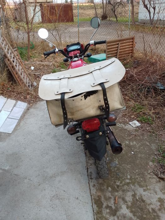 Продаётся альфа мотацикл. 17 тыщ км , 125 кубов , тип спорт -турист