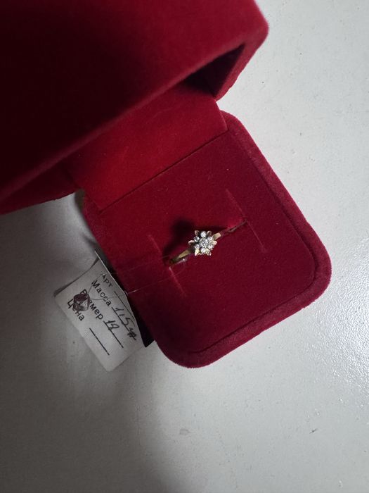 Колечко золотое 585 пробы