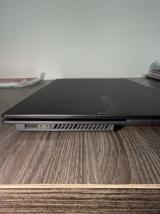 ASUS VivoBook s15 OLED