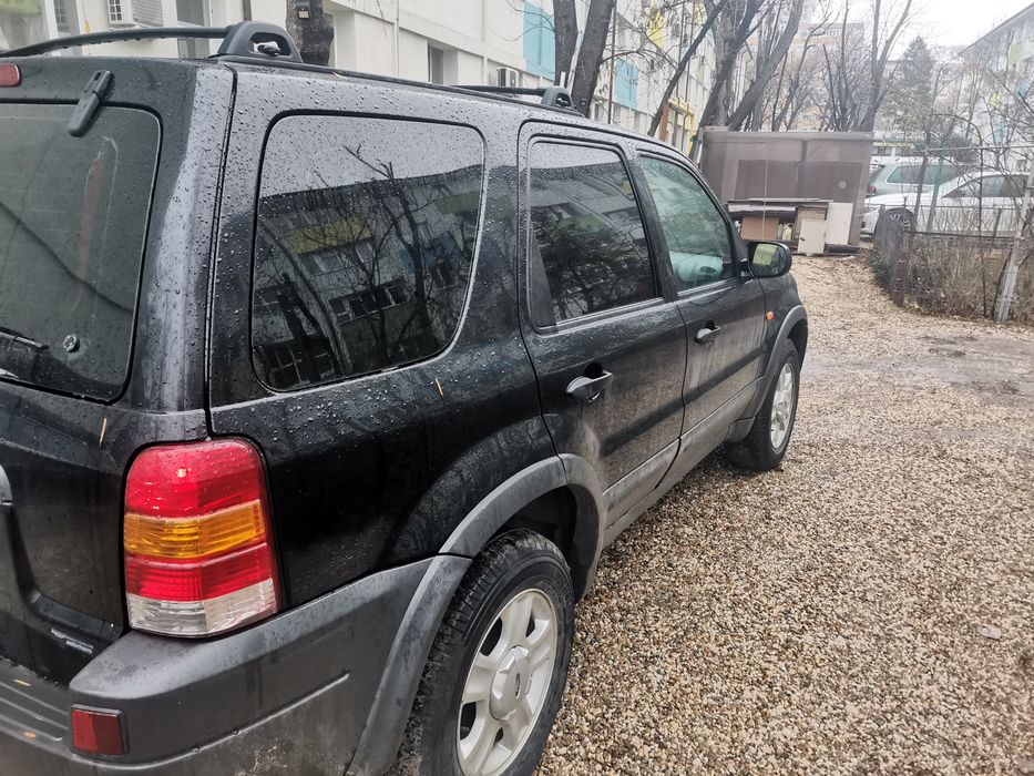 Vând Ford Maverick 4x4 2.0