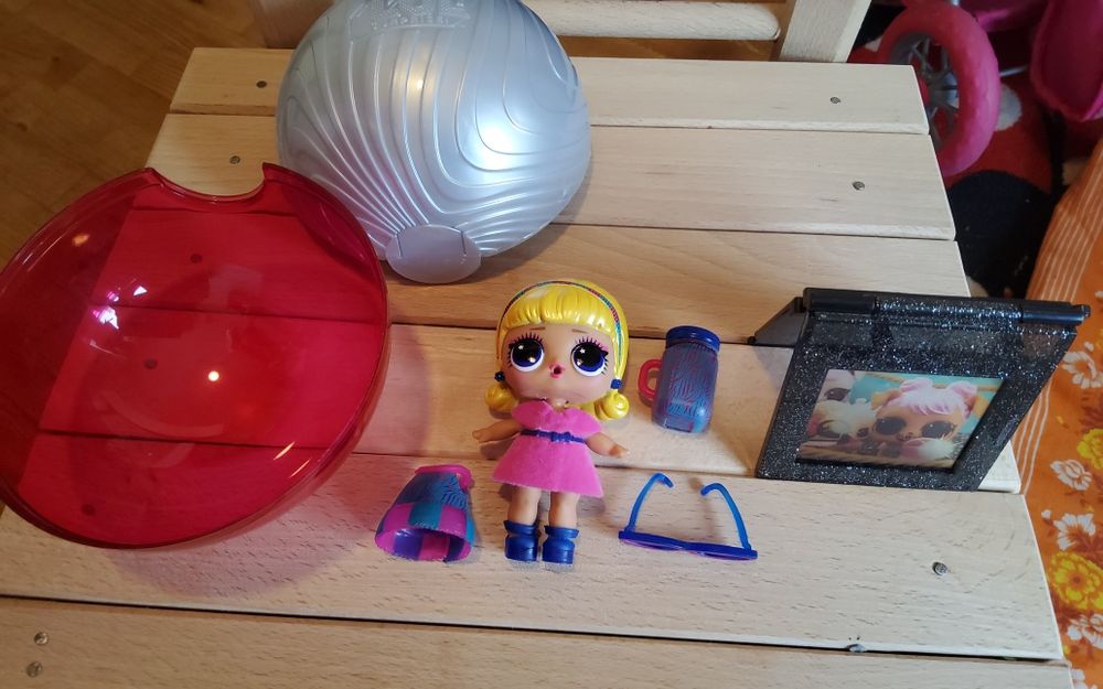 Кукли LOL с кинетичен пясък и топки LOL