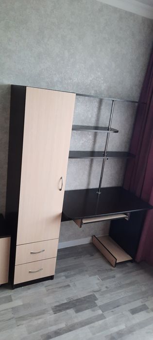 Продам ученический стол