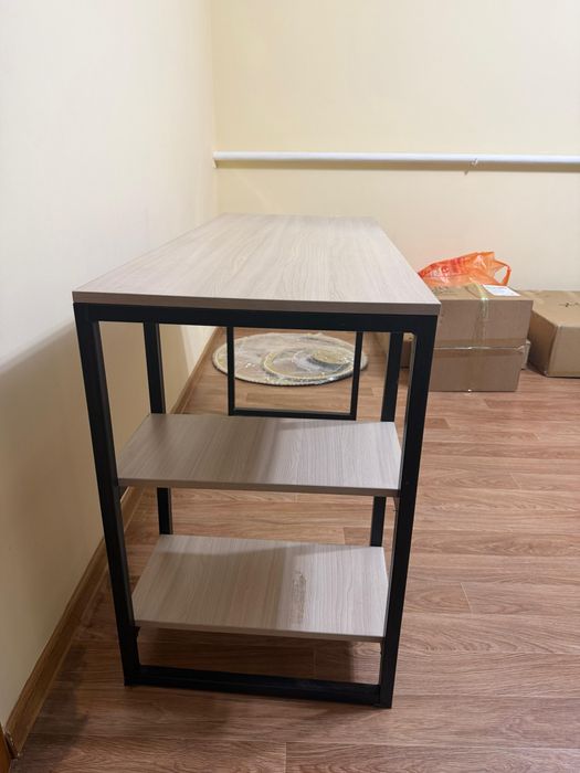 Стол для компютера