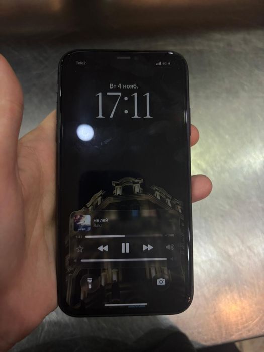 Продам Iphone 11