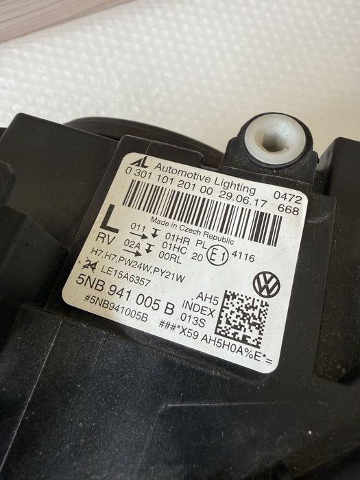 Фар ляв VW Tiguan Тигуан Дефект