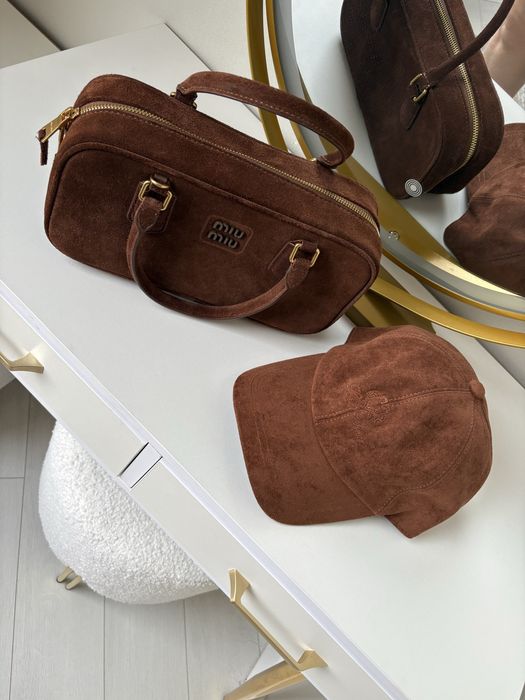 Продам сумку и бейсболку