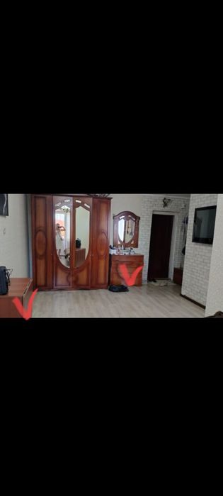 Продам комод и раздвижной стол