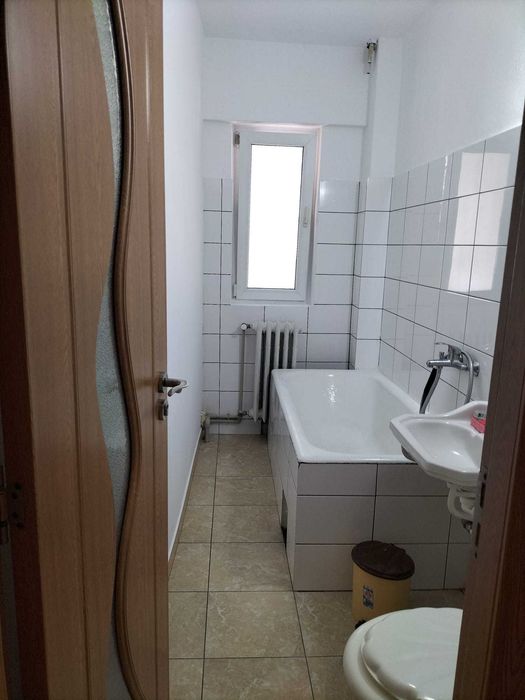 Inchiriez Garsoniera Spatioasa, 35mp | Ostroveni, Rm. Valcea