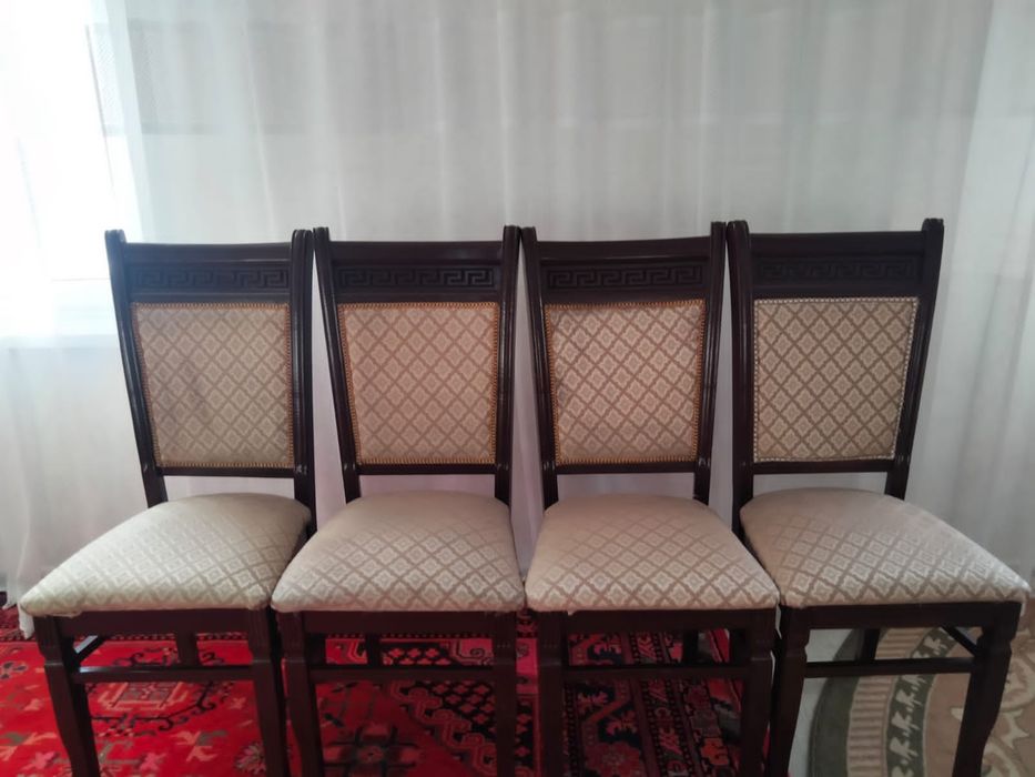 Стол стулья сатылады продается