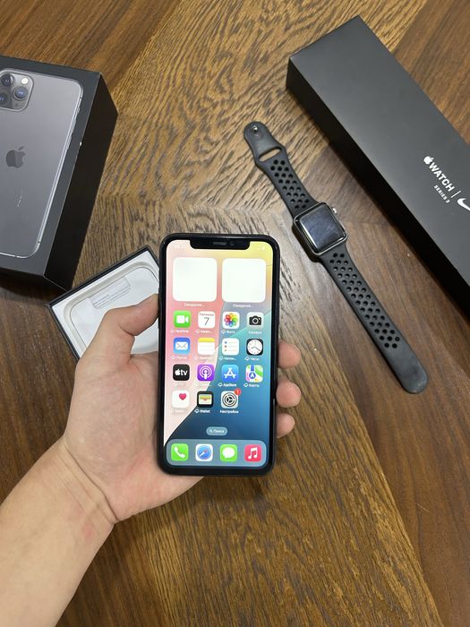 Iphone 11 pro 64gb, apple watch 3 series nike