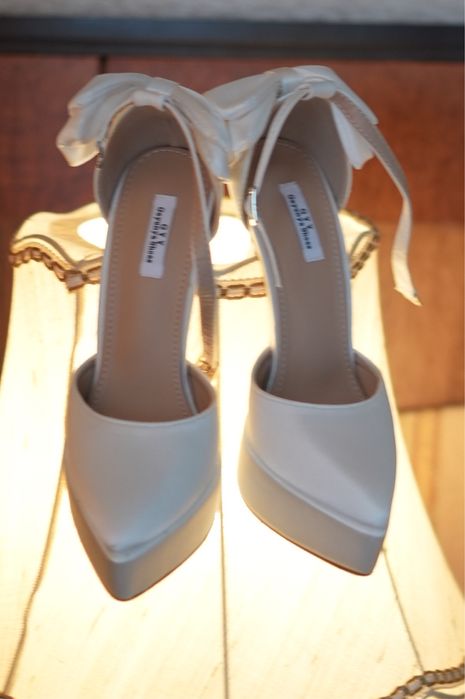 Свадебные туфли продаю