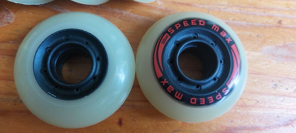 Roți pentru in line roller skates