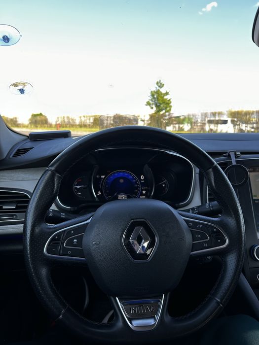 Renault Talisman Initiale Paris