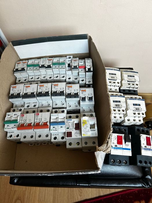Siguranțe automatice