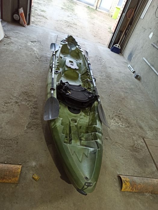 Каноэ 3 местное в комплекте