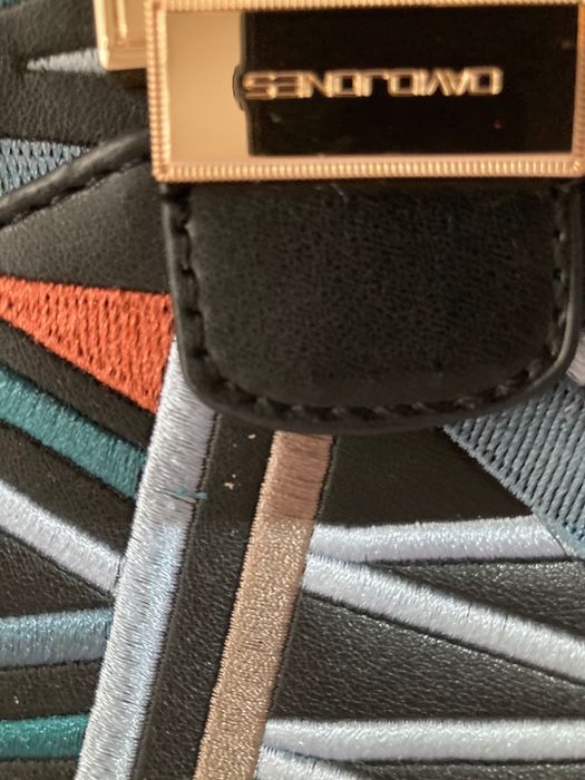 Нова модерна чанта/ клъч/