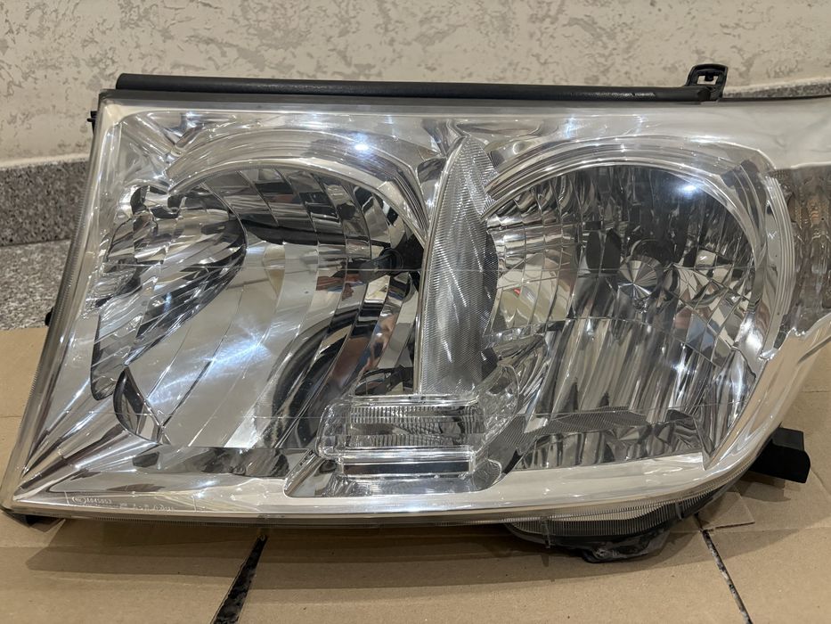 Комплект фар на ТЛК 200