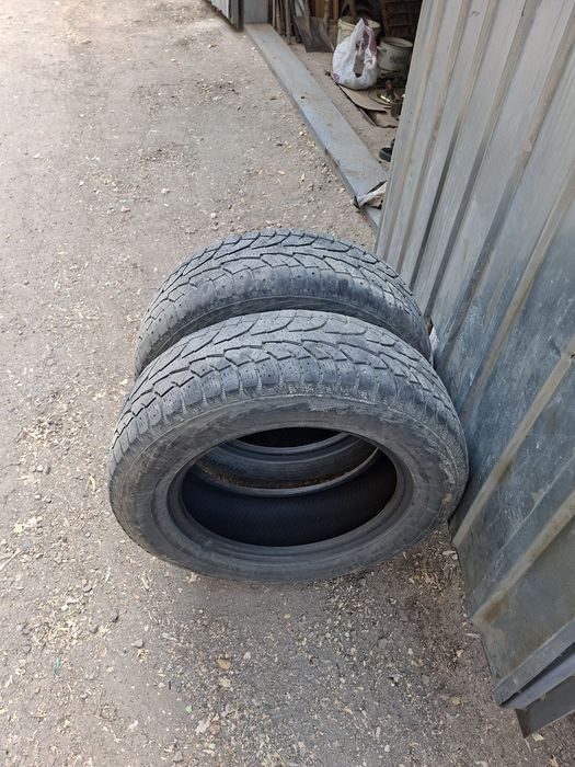 Зимни 2 балон сатыладыі 225/65 R17 .