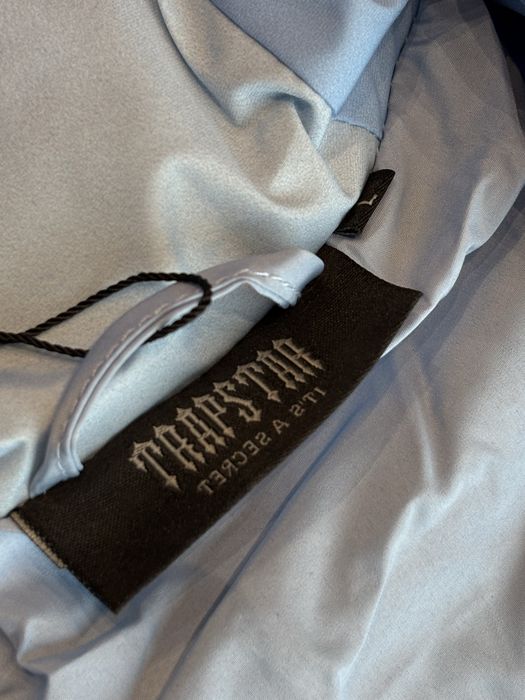 Jacheta Trapstar windbreaker Blue Gradient Noua