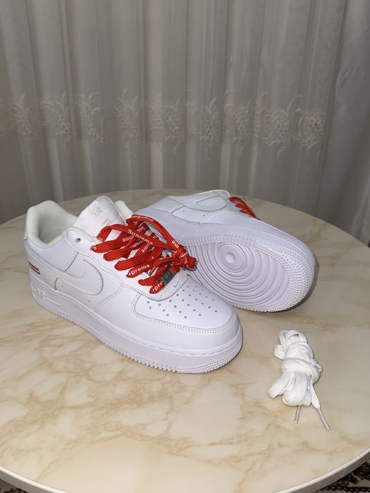 Nike Air Force Supreme