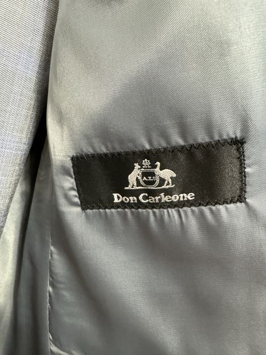 Kastyum shim erkaklarniki juda chiroyli sifatli