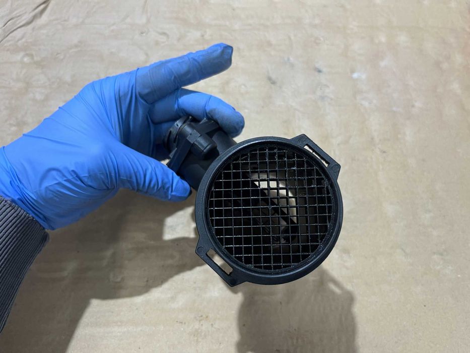 Дебитомер за Mercedes W124 W202 W210 (M111 2.0 136 к.с.)