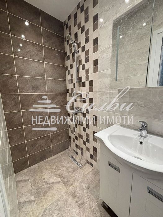 Дава се под наем Едностаен апартамент в Шумен, Тракия - 30 кв.м за 306 € - Снимка #6