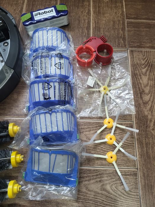 Прахосмукачка I Robot 616