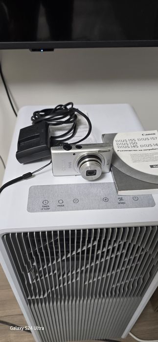 Продавам дигитална камера Canon IXUS 132 , зарядно .