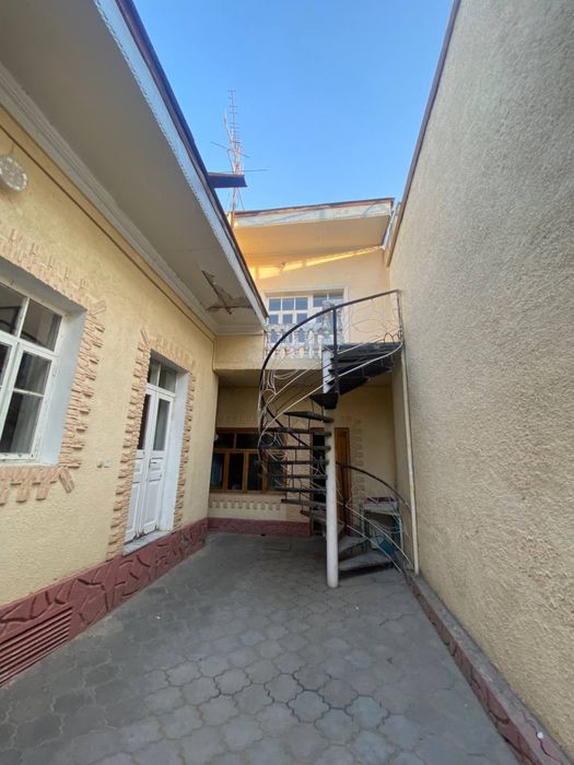 Uy sotiladi 4 honali | Продается дом 4 комнаты | Samarqanda hovli, Dom