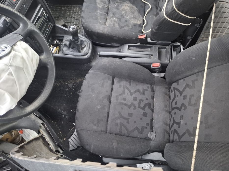 Фолксваген Голф 4 на части