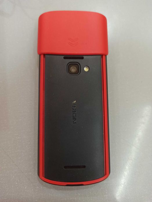 Телефон NOKIA 5710 Xpress Audio