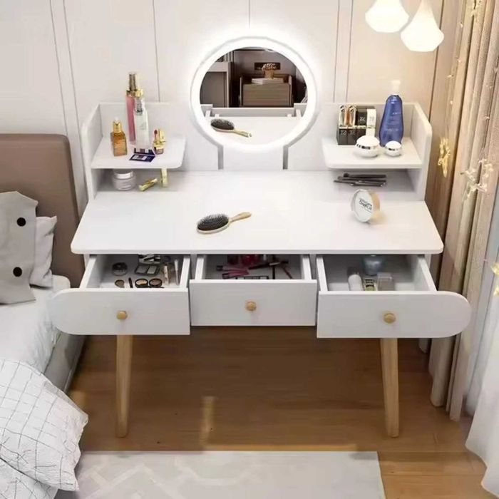 Masa toaletă cu oglindă LED tactilă, cu rafturi și sertare