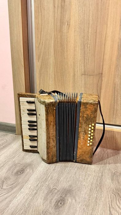 Акардион  продаю