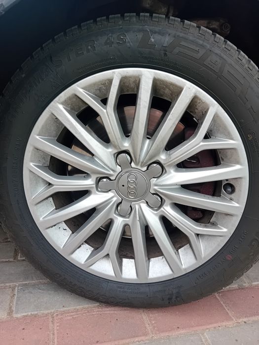 Vând anvelope noi 205/55/R16