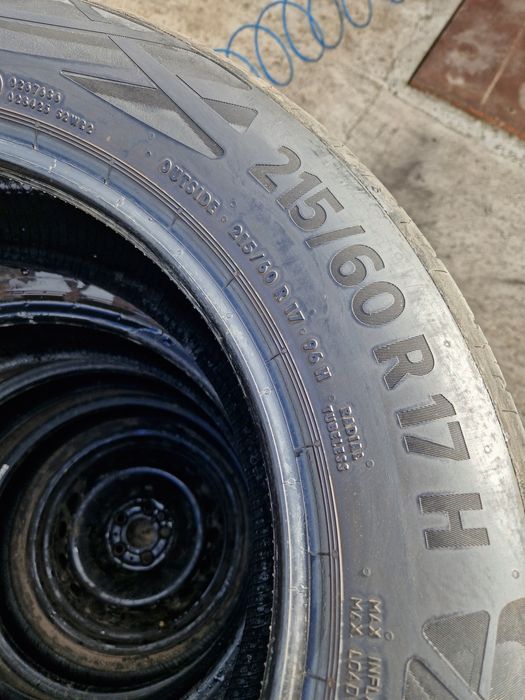 215 60 17 vara Continental 2022