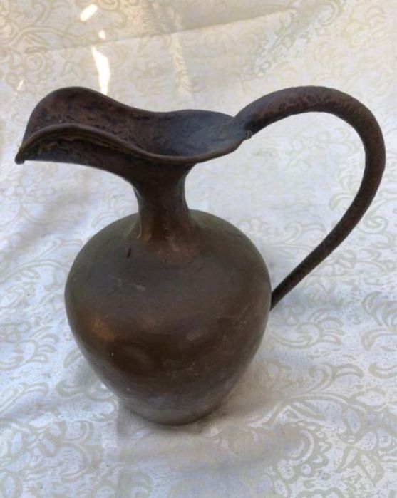 Obiect de decor din cupru vintage