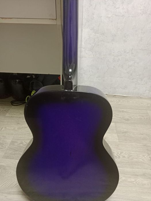 Гитара акустическая